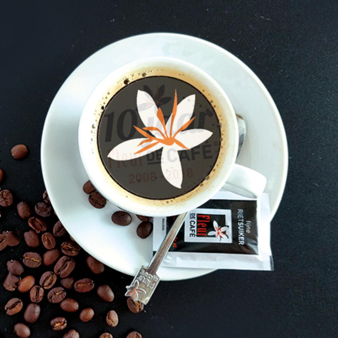 Koffie gedrukt met logo Fleur de cafe
